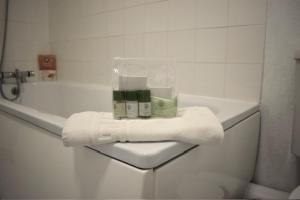 Rus Inn at the Horse and Groom