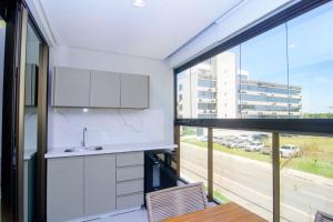 Elegância e academia em Jurerê Int. XM1812