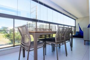 Elegância e academia em Jurerê Int. XM1812