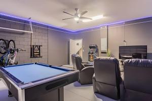 Solterra 6Q, 4 Suítes, Piscina e Sala de Jogos