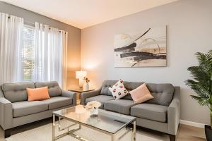 Solterra 6Q, 4 Suítes, Piscina e Sala de Jogos