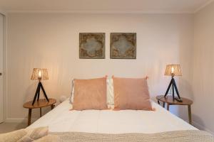 Modern Studio Prime Location near Santa Lucia