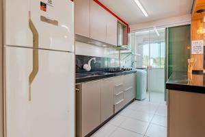 Amplo Apto a 50 Metros da Praia de Bombinhas