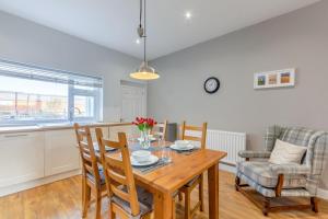 Beach Cottage - Amble