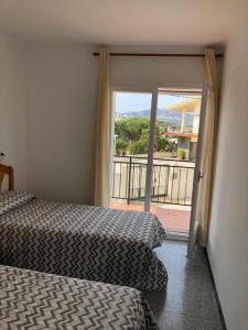 Apartament 3 habitacions i espectaculars vistes al mar