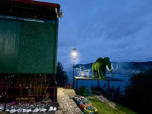 SAN ALEJO- CABAÑAS Y CAMPING