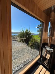 Laughing Seagull Cottage - Sea Views and Sauna