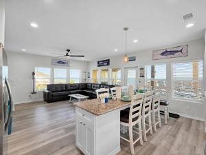 2BeachfrontHouses! 2 HeatedPools! Sleep48! Wedding