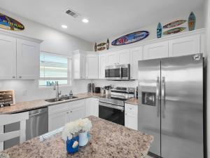 2BeachfrontHouses! 2 HeatedPools! Sleep48! Wedding