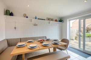 Seaglass - Seahouses