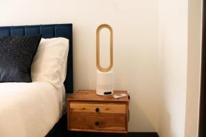 Stylish Essex Apartment, Balcony & Scenic Views