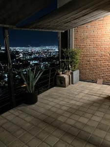 Brick Box Studio con Terraza