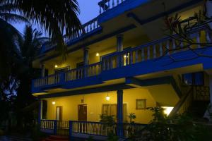 Kalash Apartments with Kitchen