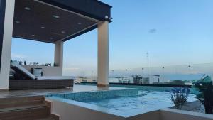 Akasha Lifestyle - Modern apartment with rooftop