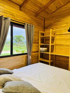 Refugio del Ocaso - neues Teak-Haus mit Garten