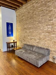 Luxe 3BR Loft, Rooftop Lounge in Fulton Market
