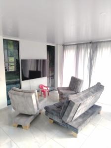 Los Potrillos I, Linda cabaña moderna y tranquila, Cerca al centro