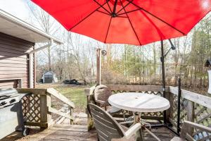 Bungalow in a Quiet Neighborhood