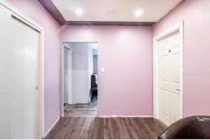 Bungalow in a Quiet Neighborhood