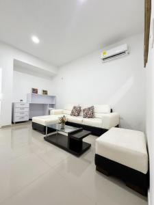 Apartamento Nuevo, Elegante, Cómodo y central