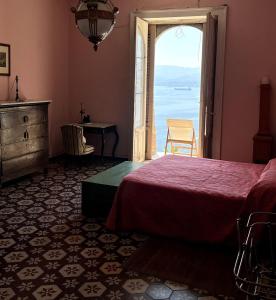 Antica Torre vista mare Capo Milazzo