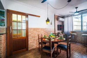 LSAL021- Top localização: conforto a 1min da areia