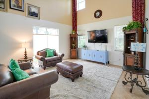 5 Mi to Boating! Port St Lucie Home with Backyard