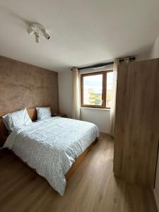 T4 top floor with terrace & parking Ostwald