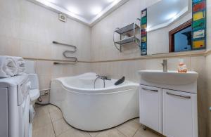 Apartment by the Dnipro Riverfront in Historic Podil