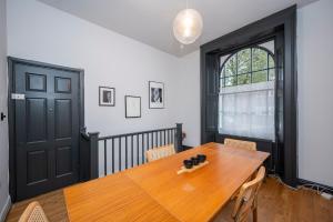 Luxury & Stylish Duplex with Private Garden