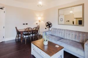 Graces Guesthouse The Suite Room 6