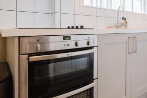 Graces Guesthouse The Suite Room 6