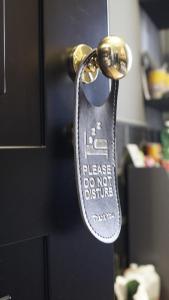 One of one Experiences - CINEMA ROOM