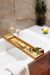 Modern 1-Bedroom Flat near Hendon Central