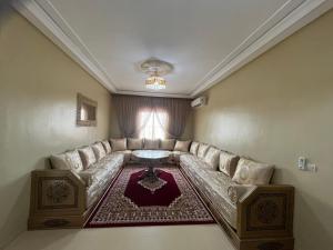 Grand appartement de 3 chambres Idéal familles et groupes Résidence sécurisée