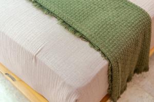 Tropical retreat: Scooters, Hot Tub, Pool, Projector