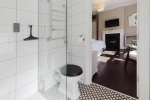 Graces Guesthouse 68a