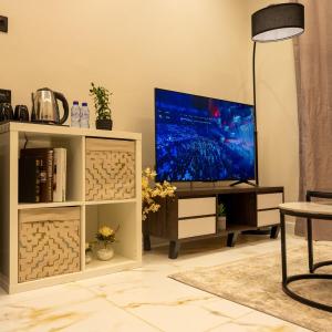 Nora 2 - 1-BR Suite Self Check-in