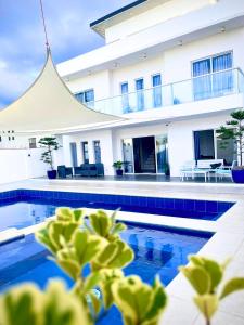 ENZO Hotspring Resort Lakewood