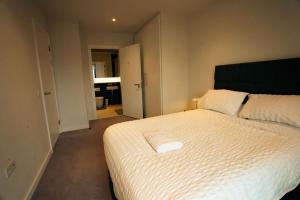 Luxury sky suites 2 bedroom 2 bathroom city centre apartment