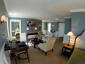 5 star hotel L'Ermitage Mont Saint Michel - Les Collectionneurs Beauvoir Franţa