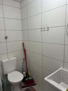 Kitnet Lisboa - Aviação - 1 quadra da praia