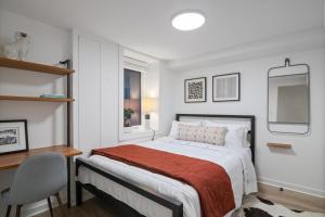 Modern 2 Bedroom City Retreat