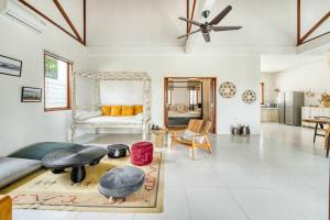 Villa Malbec 3BR Tropical Retreat Near Tanah Lot