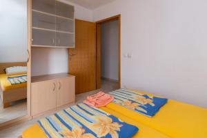 Apartments with parking space Klenovica, Novi Vinodolski - 20556
