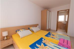 Apartments with parking space Klenovica, Novi Vinodolski - 20556