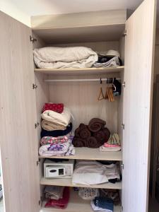 Room accommodates up to 5 complete apartment