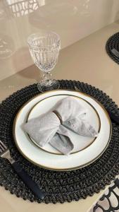 GBS231 - Lindo Flat p 2 pessoas, na rua da praia, Get By Side, João Pessoa