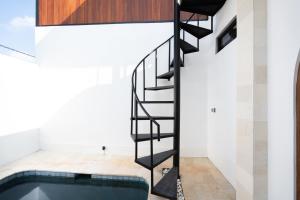 Kaya Villa Pererenan - Canggu