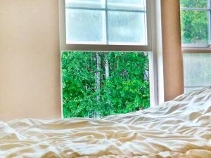 Guest House Ito3F 屋根裏部屋丘の上白亜の洋館風別荘静かな小さなお宿1名から3名